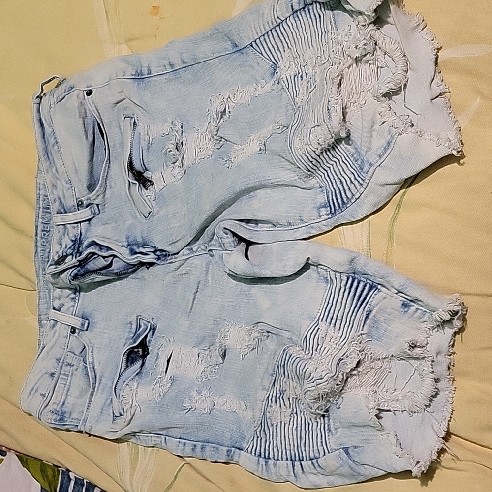 Ripped Jean shorts